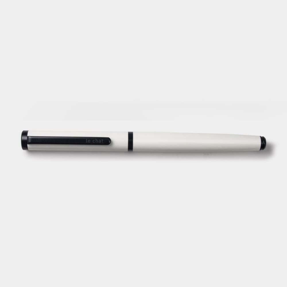 Le Chat White - Fountain Pen