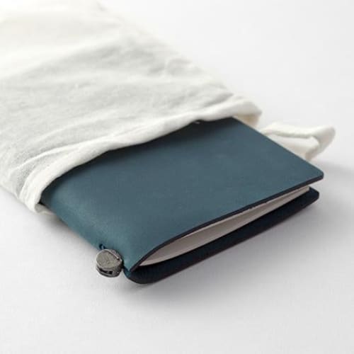 TRAVELER’S notebook cover Blue in Leather - Passport Size -