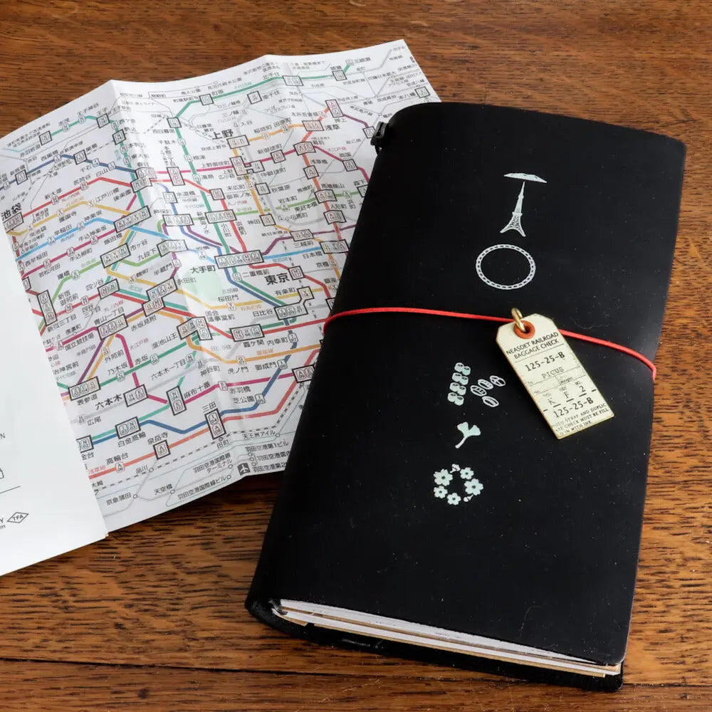 Blog: The limited edition Traveler's notebook Tokyo