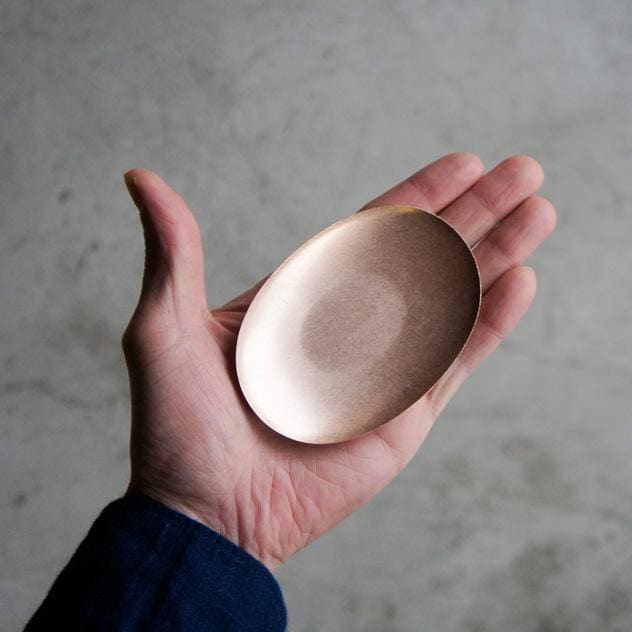 BRASS PLATE ANTIQUE - Plate