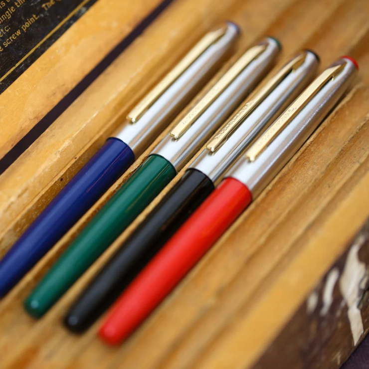 Phaeton 300R Black Fountain Pen