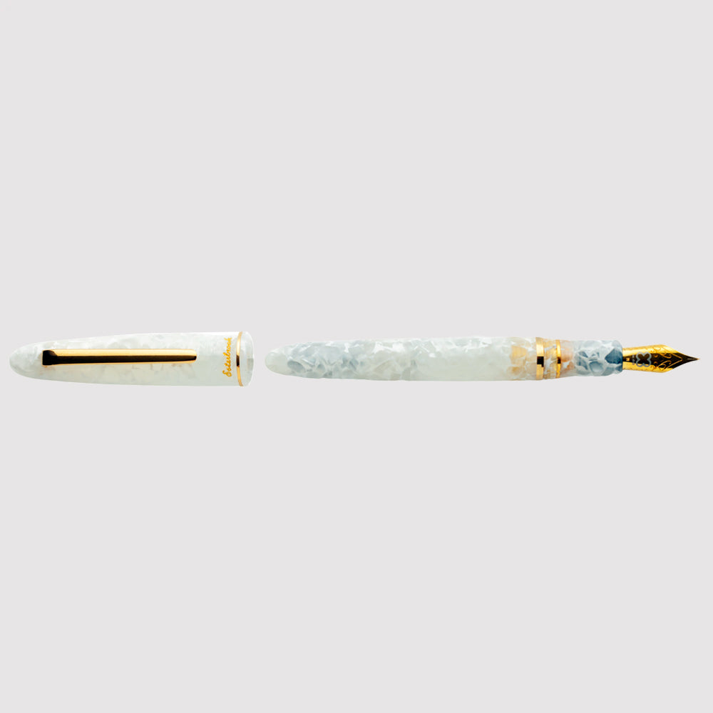 Estie Regular Fountain Pen Winter White Gold Trim - Board