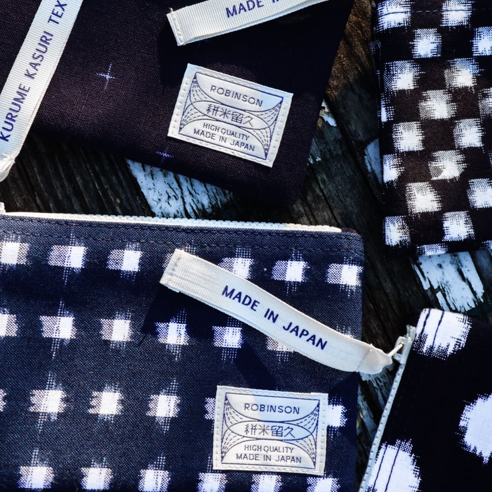 Pouch M Check Navy/White | THE-OUTSIDERS-JOURNEY