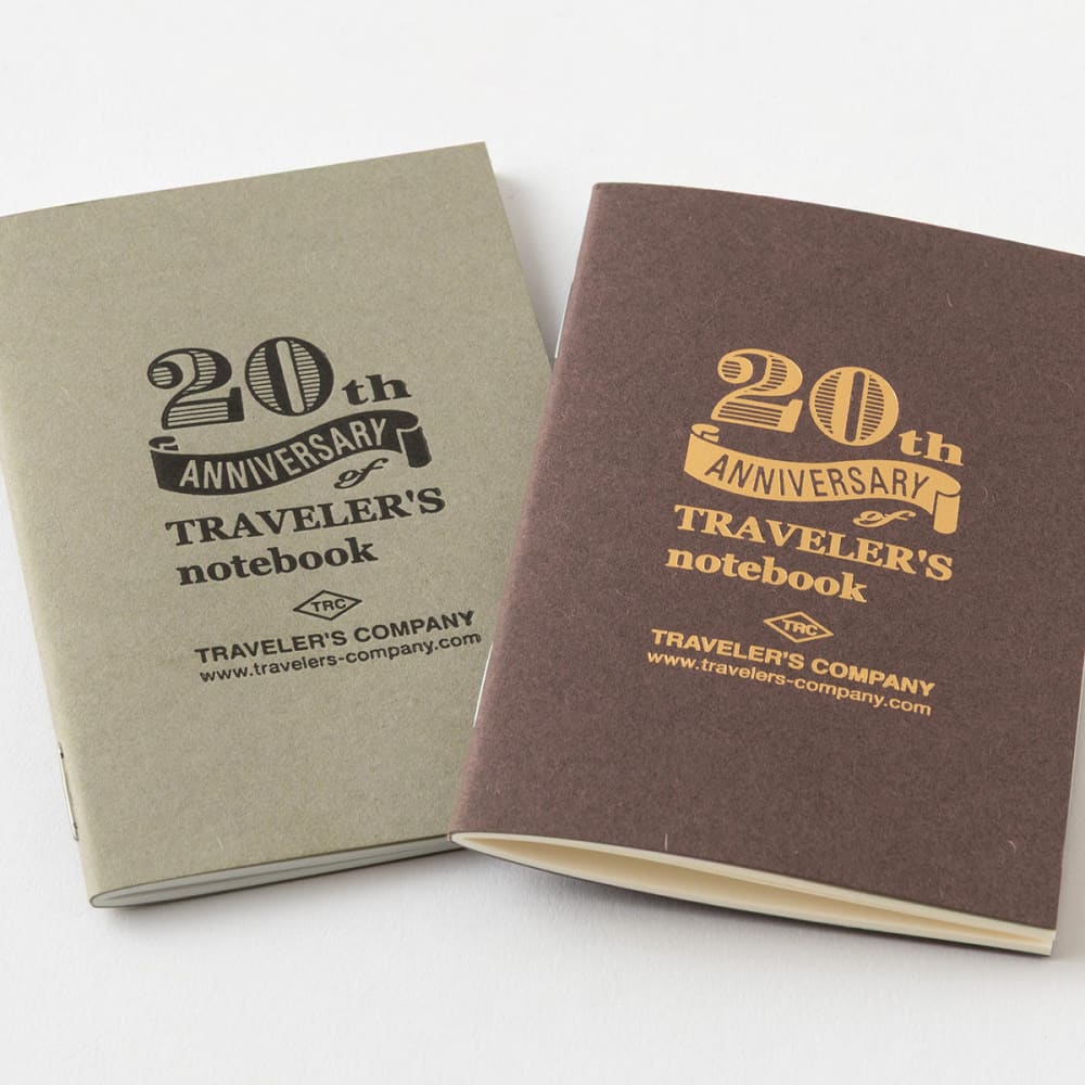 TRAVELER'S notebook 20th Anniversary Card Size Set Black | THE