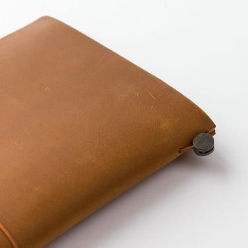 TRAVELER’S notebook cover Camel in Leather - TRAVELER’S