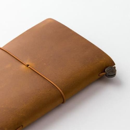 TRAVELER’S notebook cover Camel in Leather - Passport Size -